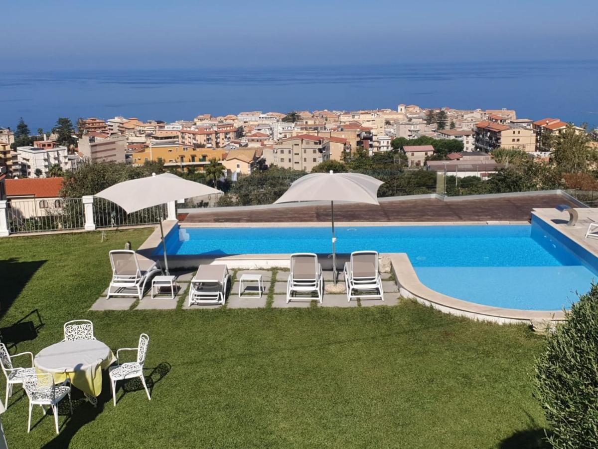 Appartamenti Borgo Panoramico N 5 Tropea Eksteriør billede